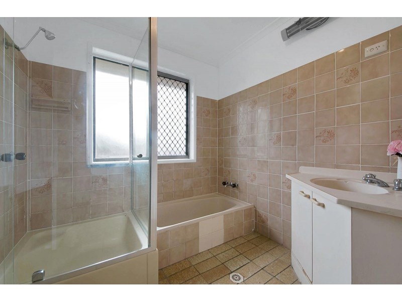20 Reerden Street, Collingwood Park QLD 4301