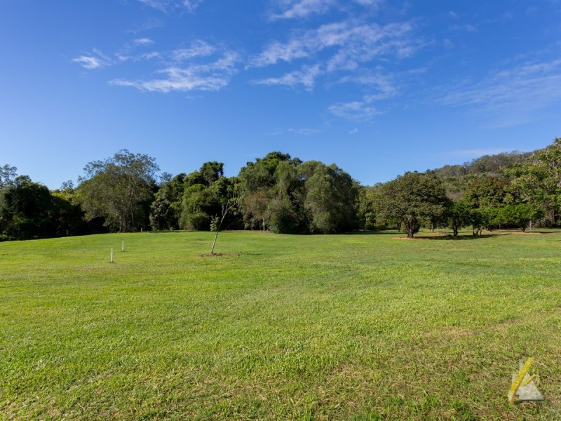 300 Upper Brookfield Road, Upper Brookfield QLD 4069
