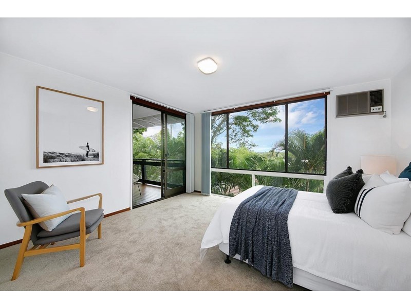30 Struan Street, Chapel Hill QLD 4069