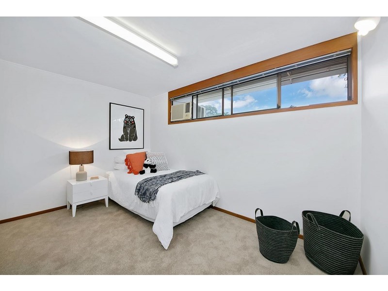 30 Struan Street, Chapel Hill QLD 4069