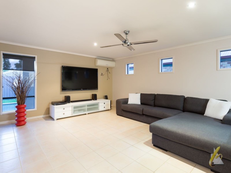 7 Grampians Close, Forest Lake QLD 4078