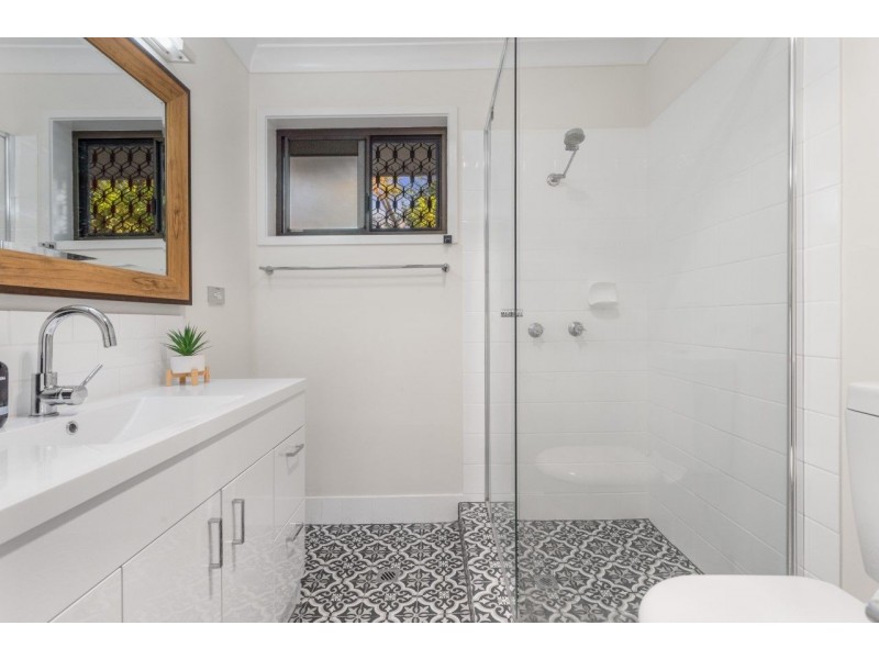 22 Sheoak Street, Middle Park QLD 4074