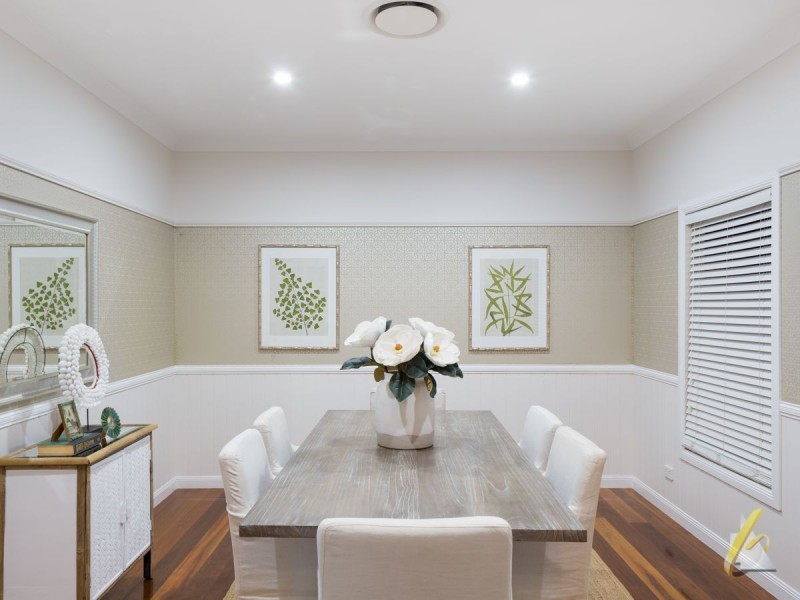 11 McConnell Crescent, Brookfield QLD 4069