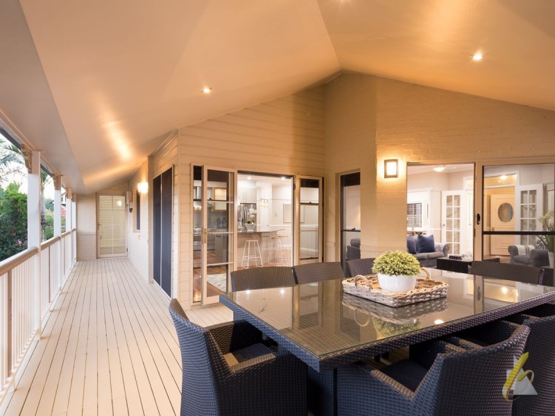 11 McConnell Crescent, Brookfield QLD 4069