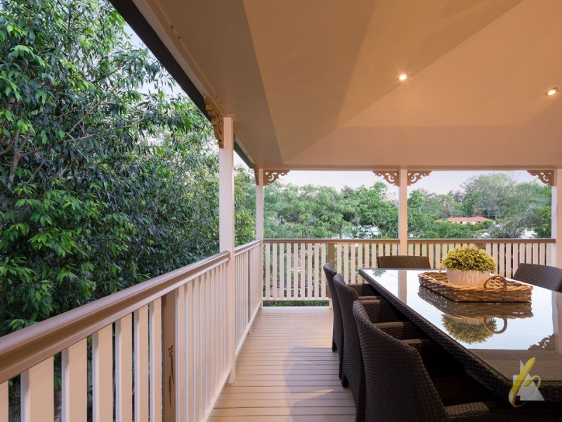 11 McConnell Crescent, Brookfield QLD 4069