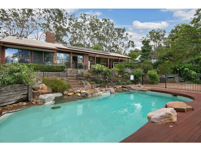 2668 Moggill Road, Pinjarra Hills QLD 4069