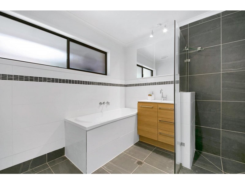 2668 Moggill Road, Pinjarra Hills QLD 4069