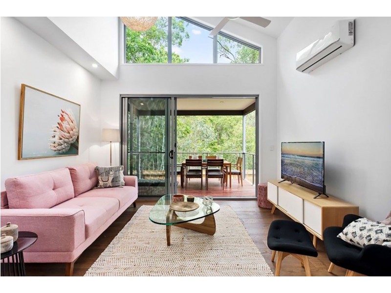 45 Kersley Road, Kenmore QLD 4069