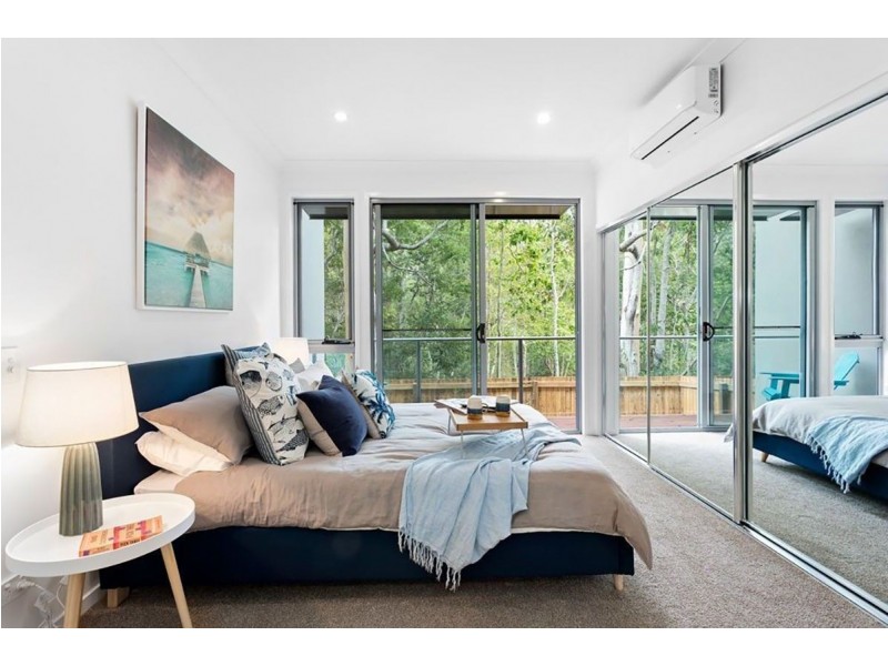 45 Kersley Road, Kenmore QLD 4069