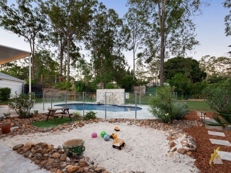 617 Fig Tree Pocket Rd, Fig Tree Pocket QLD 4069