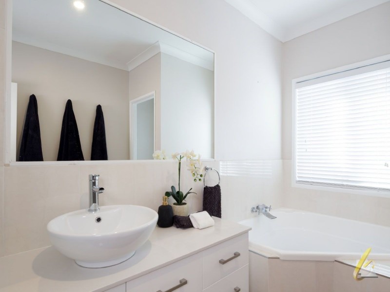 617 Fig Tree Pocket Rd, Fig Tree Pocket QLD 4069