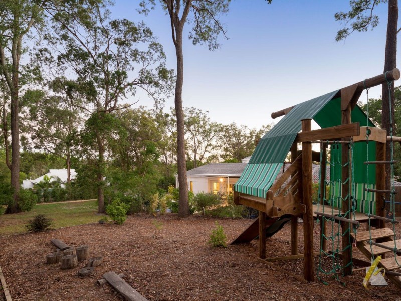 617 Fig Tree Pocket Rd, Fig Tree Pocket QLD 4069