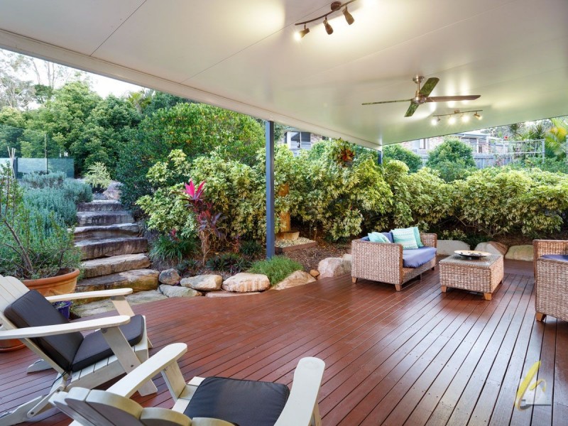 66 Gibson Crescent, Bellbowrie QLD 4070