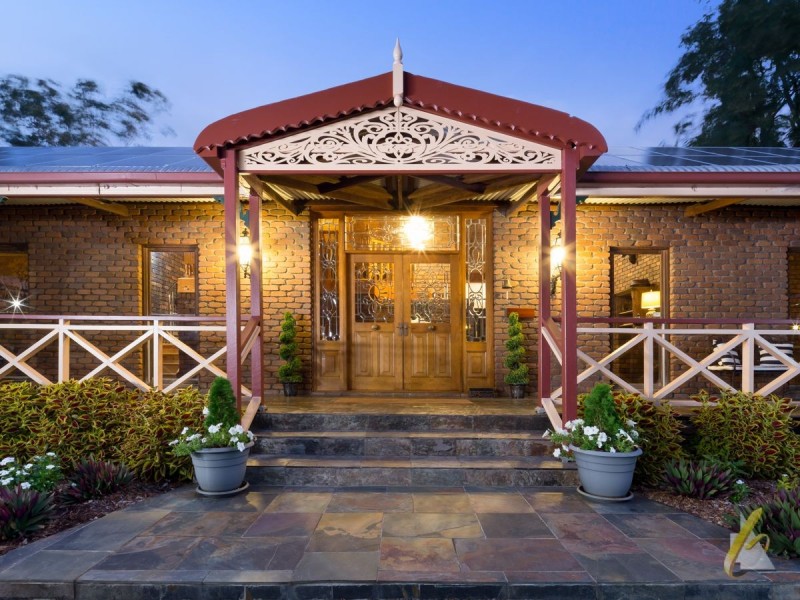 26 Derribong Close, Karana Downs QLD 4306