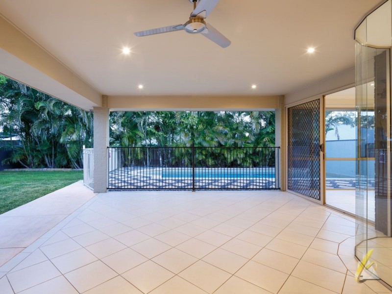 12 Brentwood Place, Moggill QLD 4070