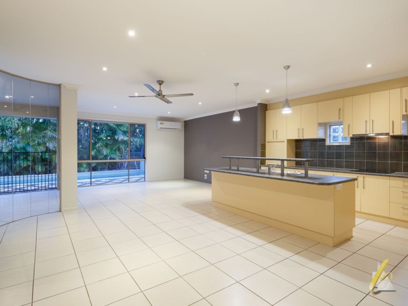 12 Brentwood Place, Moggill QLD 4070