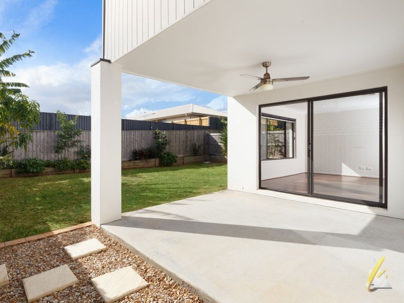 4 Berkshire Place, Heathwood QLD 4110