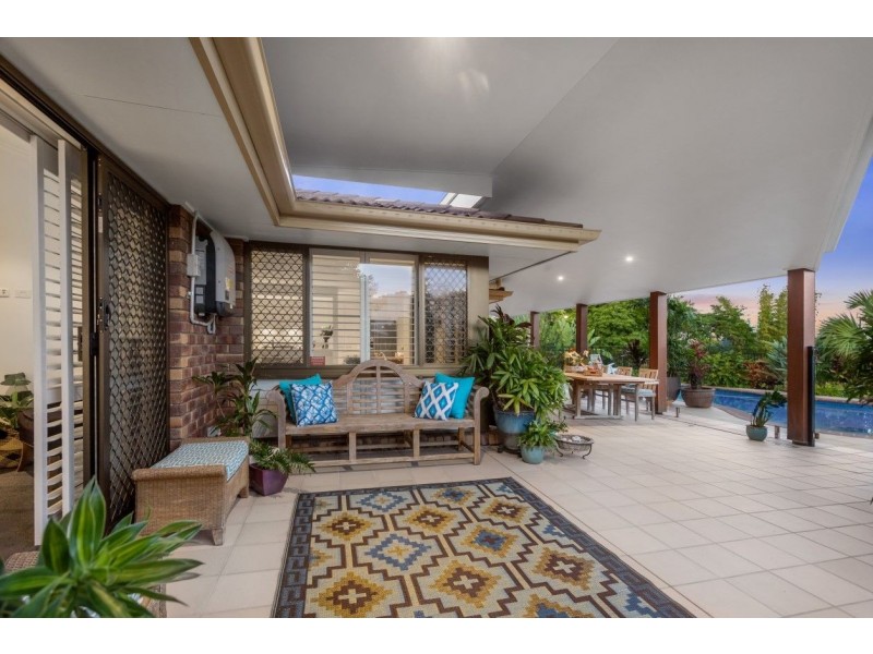 12 Bedwell Place, Mount Ommaney QLD 4074