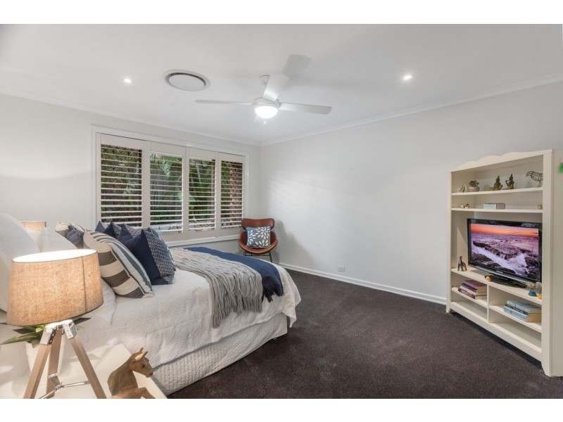 12 Bedwell Place, Mount Ommaney QLD 4074