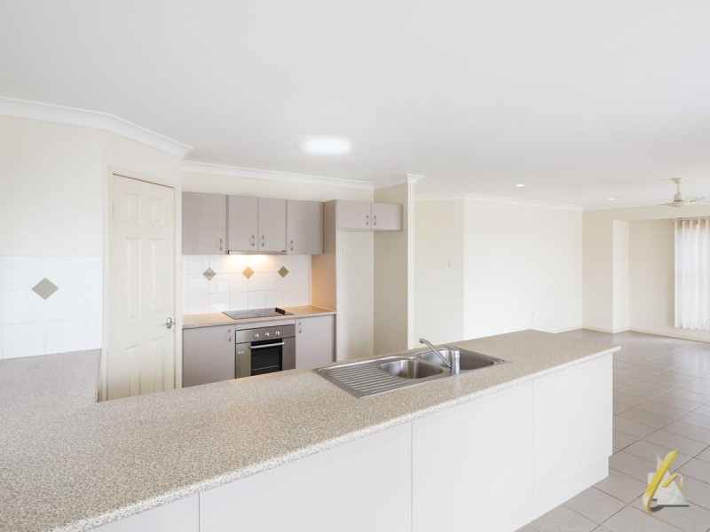 2 Vanessa Close, Richlands QLD 4077