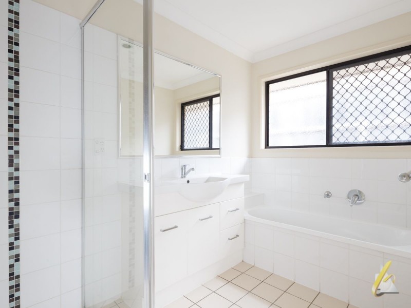 2 Vanessa Close, Richlands QLD 4077