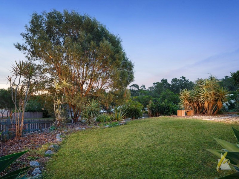 3 Corymbia Crescent, Anstead QLD 4070