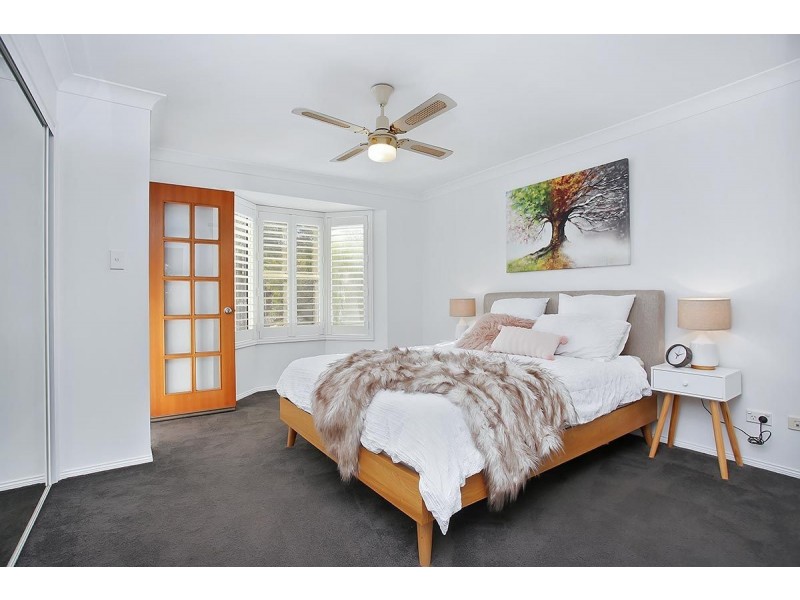 40 Henry Street, Chapel Hill QLD 4069