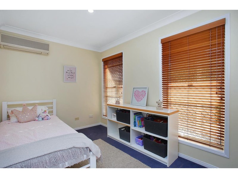 40 Henry Street, Chapel Hill QLD 4069