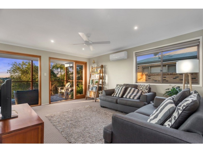 88 Hazelton Street, Riverhills QLD 4074