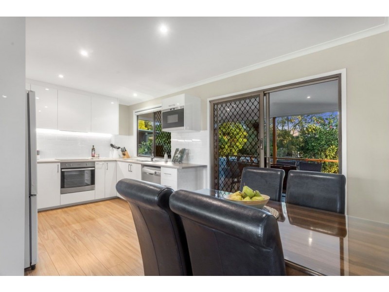 88 Hazelton Street, Riverhills QLD 4074