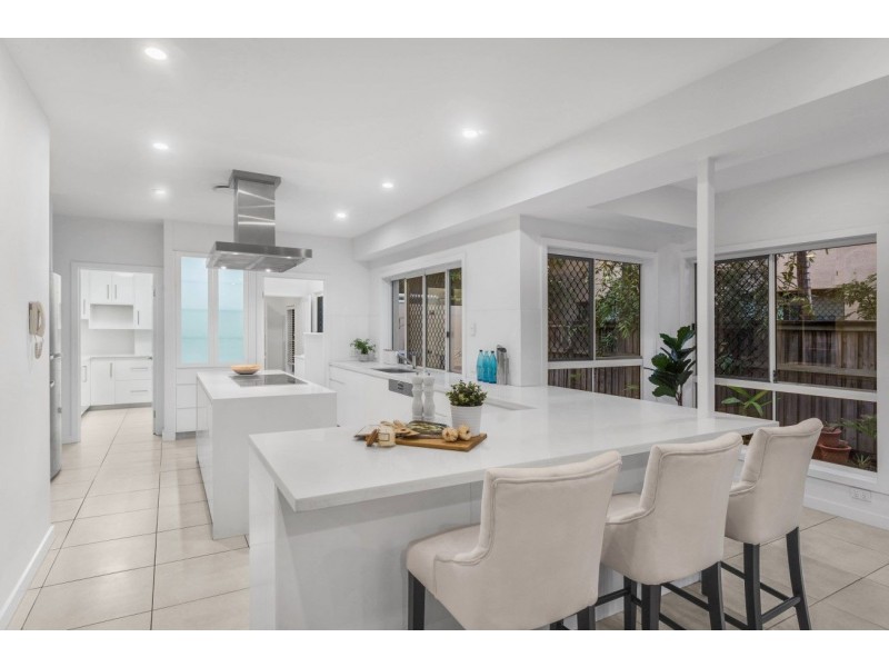 2 Tarrabool Street, Westlake QLD 4074