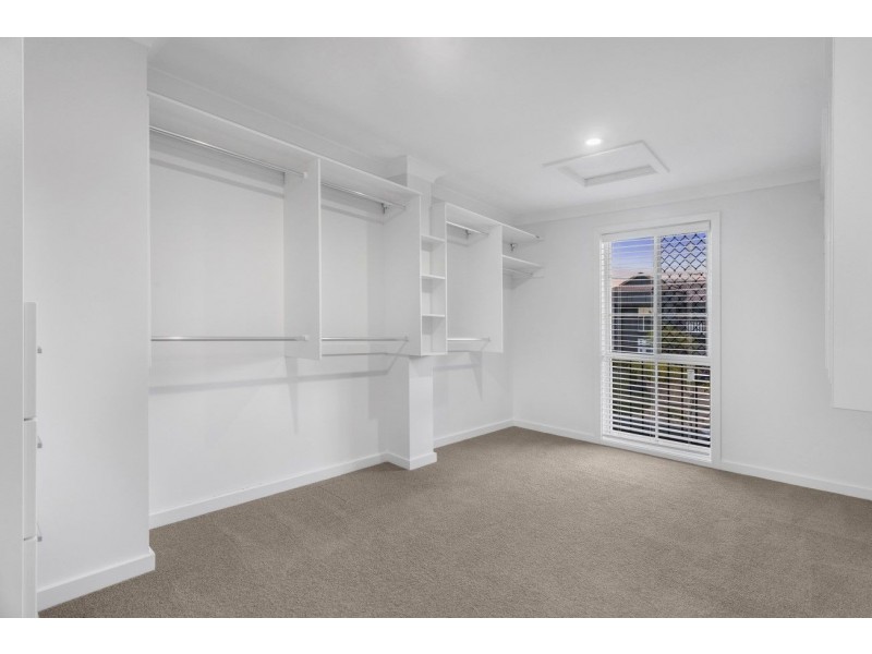 2 Tarrabool Street, Westlake QLD 4074