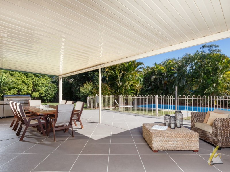 3 Tinamba Court, Karana Downs QLD 4306