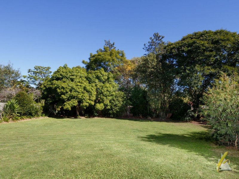 3 Tinamba Court, Karana Downs QLD 4306