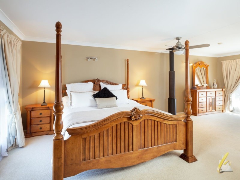 3 Tinamba Court, Karana Downs QLD 4306