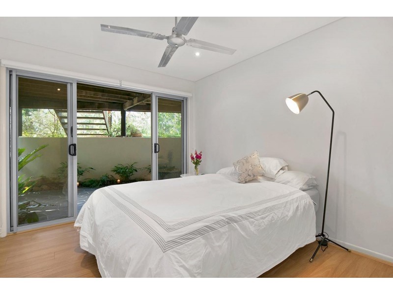 212 Chapel Hill Road, Chapel Hill QLD 4069