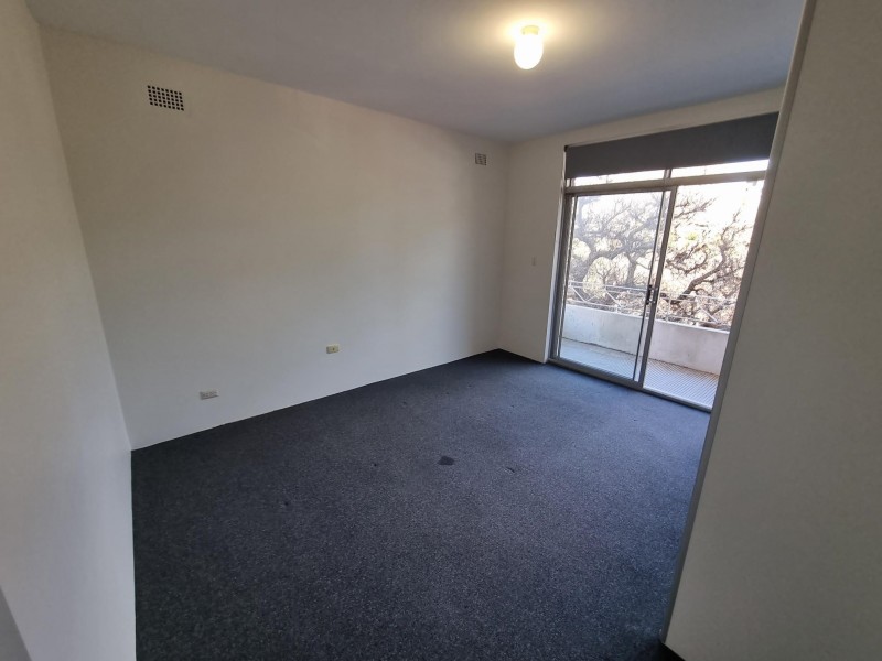 2/56 Grosvenor Crescent, Summer Hill NSW 2130