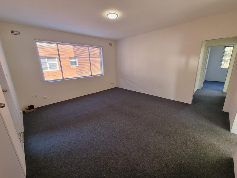 2/56 Grosvenor Crescent, Summer Hill NSW 2130