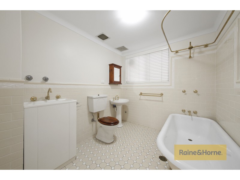 2/32 Hampstead Road, Homebush West NSW 2140