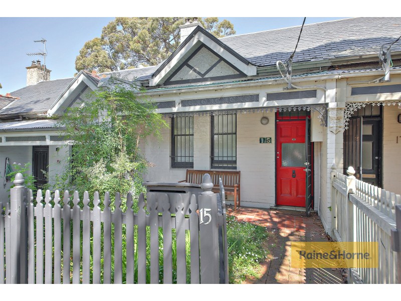 15 Bennett Street, Newtown NSW 2042