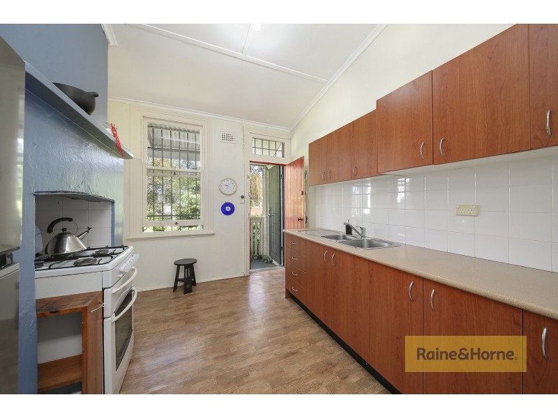 15 Bennett Street, Newtown NSW 2042