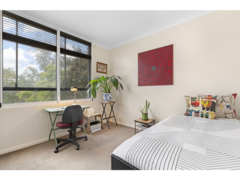2/62 Grosvenor Crescent, Summer Hill NSW 2130