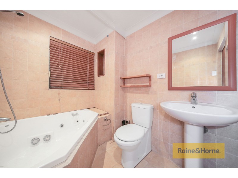 1/182 Elizabeth Street, Croydon NSW 2132