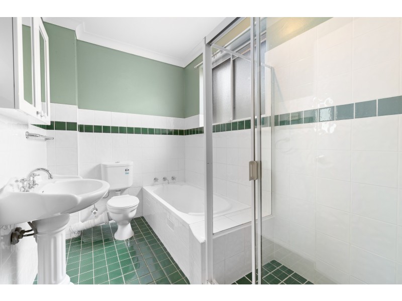 8/243 Georges River Road, Croydon Park NSW 2133