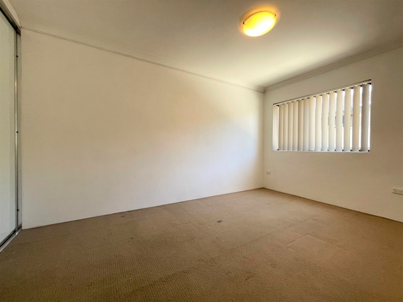 2/50 Carlton Crescent, Summer Hill NSW 2130