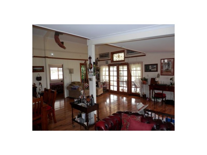 190 Bellevue Rd, Tenterfield NSW 2372