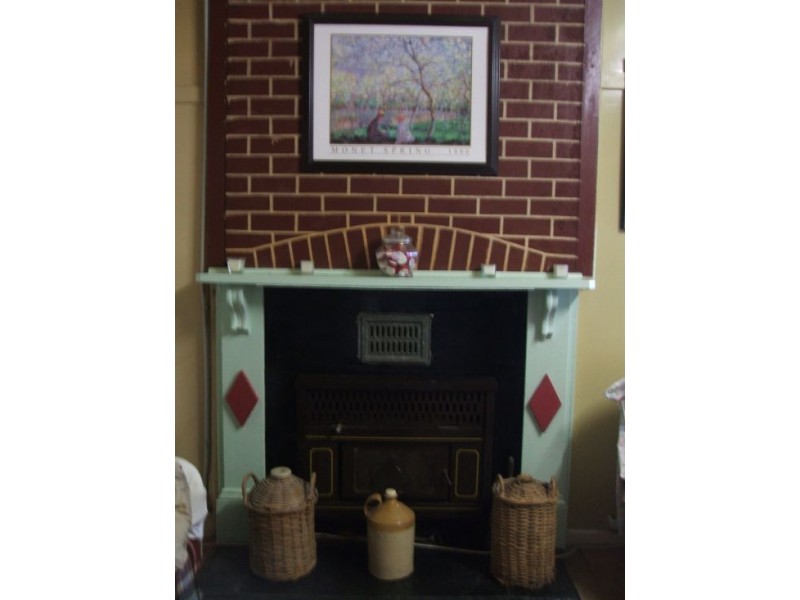 14 Railway Street, Tenterfield NSW 2372