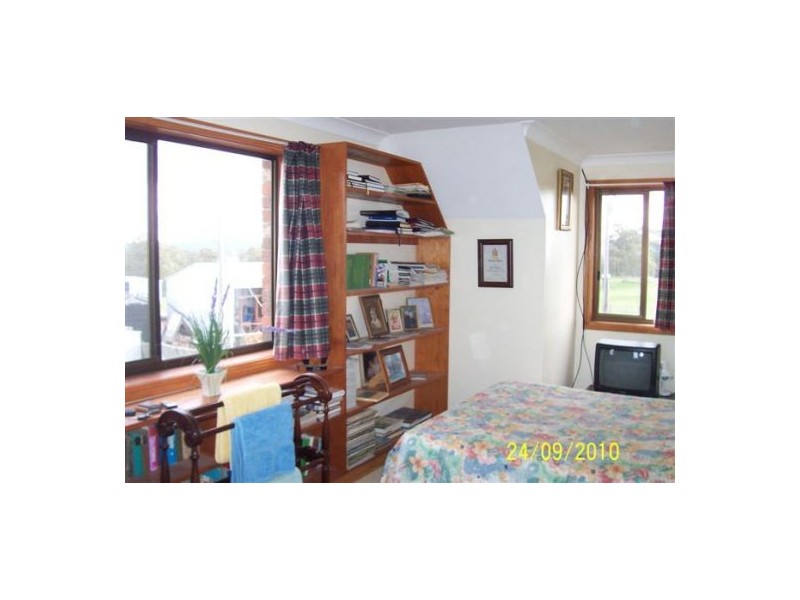 100 Pretty Valley Road, Pinkett NSW 2370