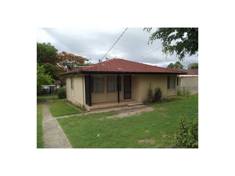 16 Oak Avenue, Casino NSW 2470