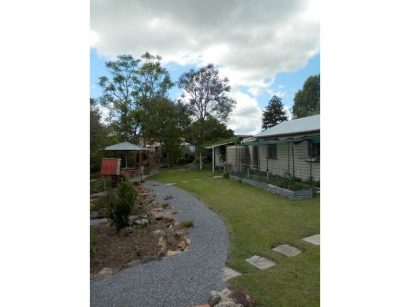 35 Oak Street, Bonalbo NSW 2469